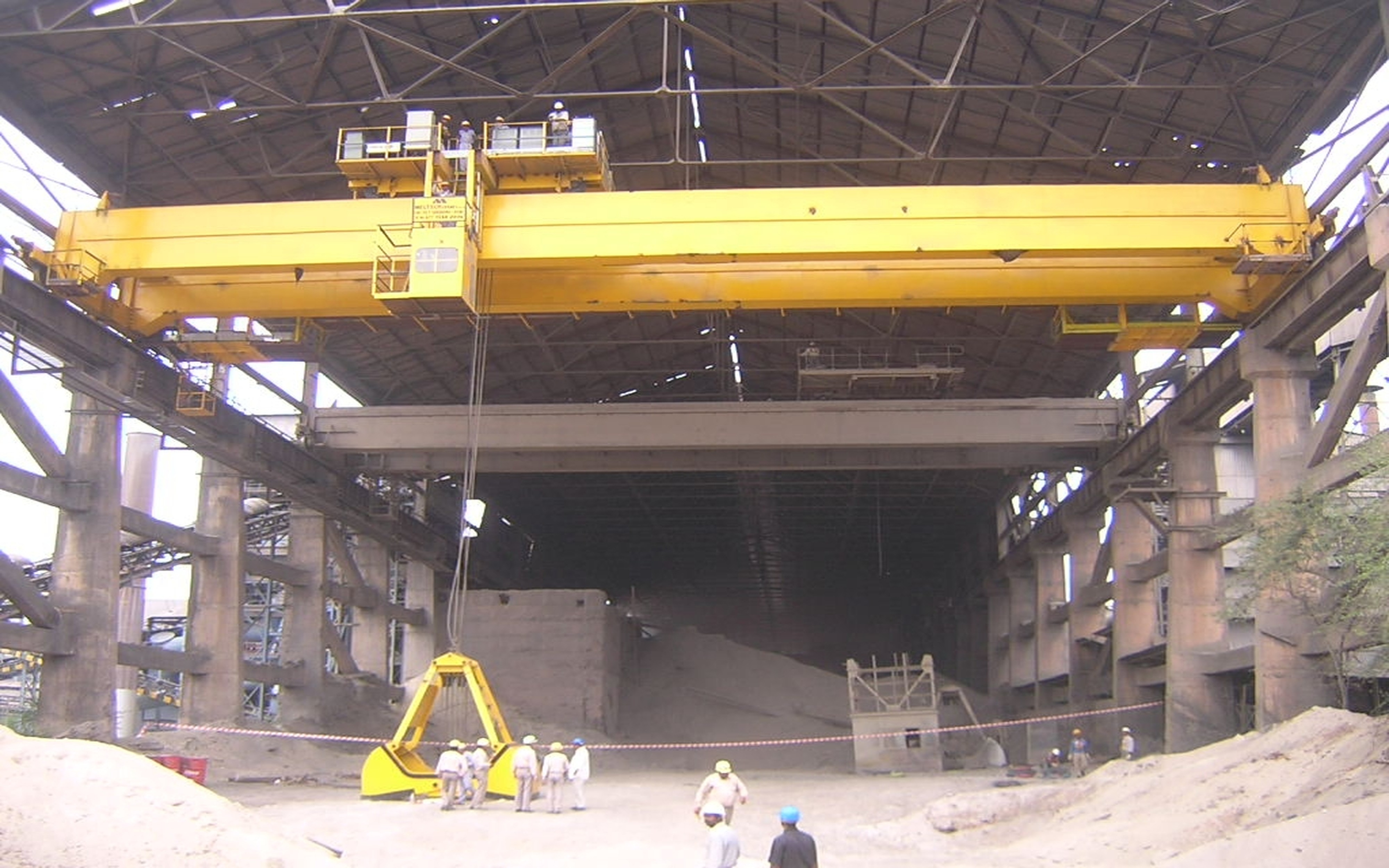 Best Grabbing Cranes Made In India - Meltech Cranes